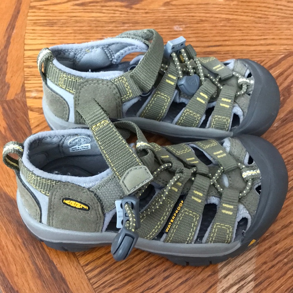Keen toddler shoes